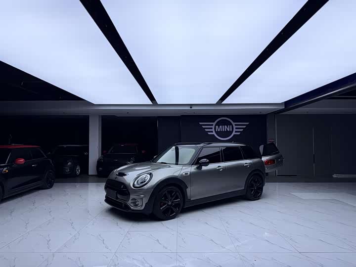 MINI Clubman — фото 6