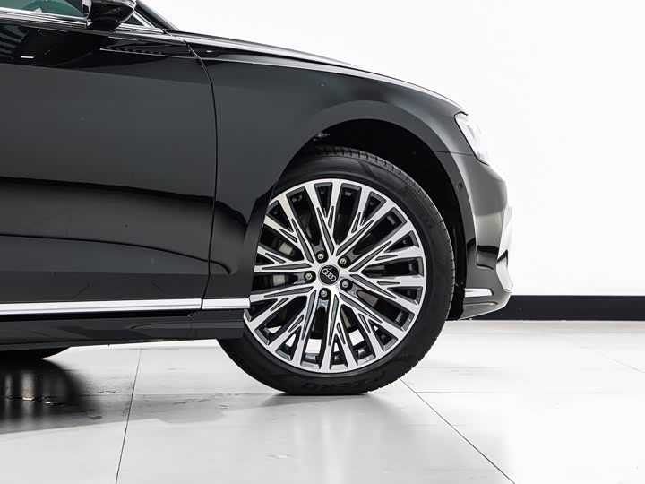 Audi A8 2025 A 8 L 50 TFSI quattro — фото 24