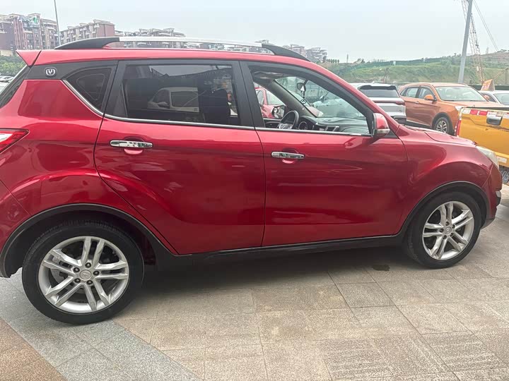 Changan CS35 2015 1.6 L ATLuxury IV — фото 8