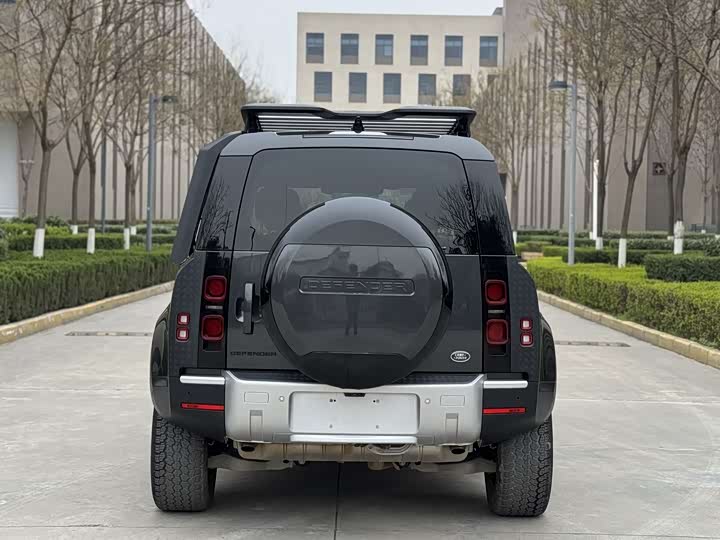Land Rover Defender — фото 20