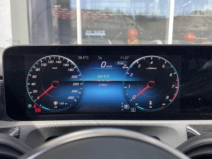 Mercedes-Benz A-Class 2023 A 200 L — фото 13