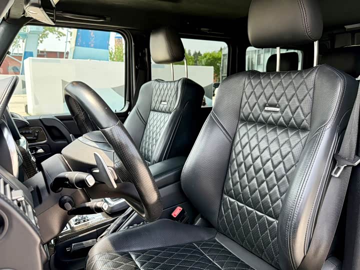 Mercedes-Benz G-Class 2018 AMG G 63 — фото 8