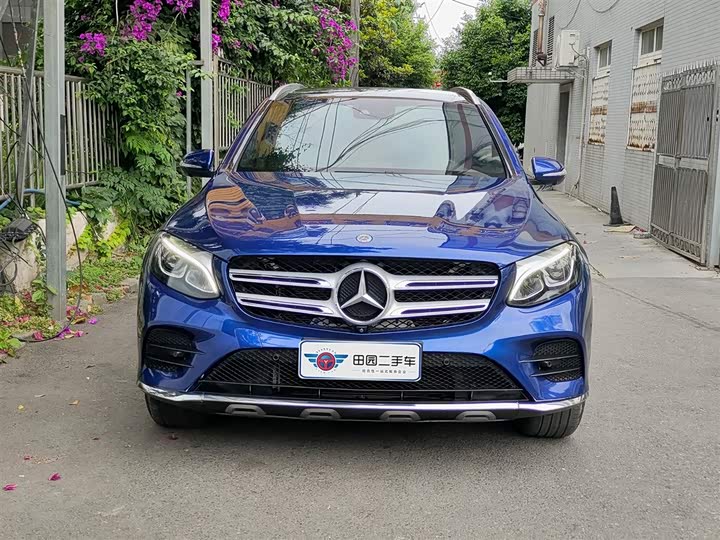 Mercedes-Benz GLC 2018 GLC 260 4 MATIC Luxury — фото 2