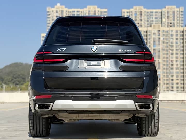 BMW X7 2023 x Drive 40i Leading — фото 11