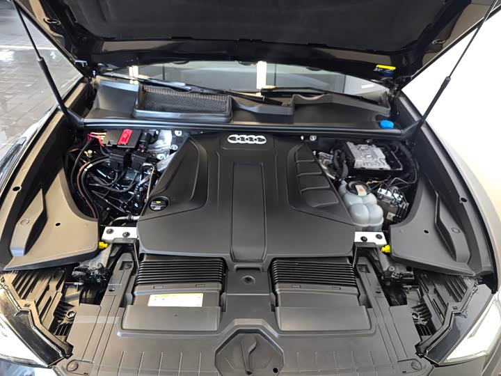 Audi Q8 2019 45 TFSI — фото 15