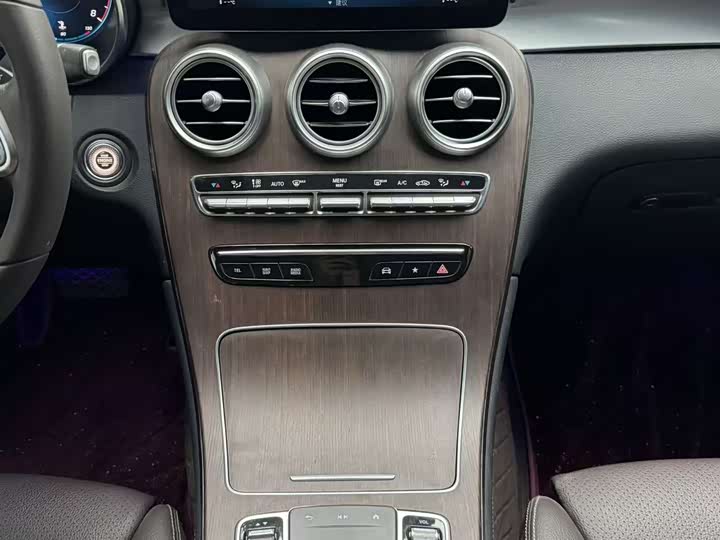 Mercedes-Benz GLC 2021 GLC 300 L 4 MATIC — фото 12