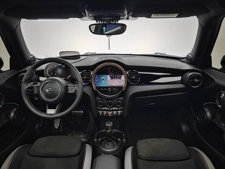 MINI Hatch — фото 14