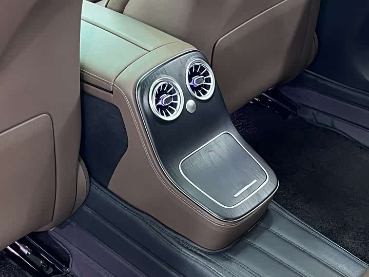 Mercedes-Benz E-Class 2023 E 260 L Sport — фото 22