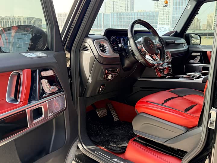 Mercedes-Benz G-Class 2019 AMG G 63 — фото 4