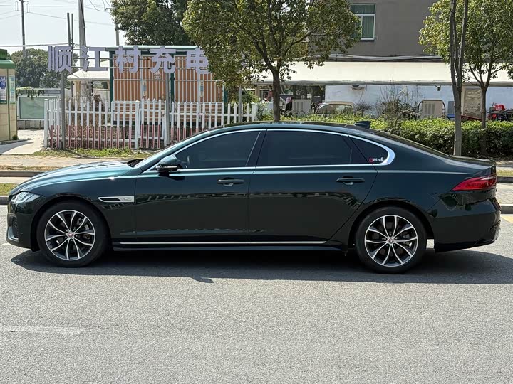 Jaguar XFL 2023 XFL 2.0 T P 250 2 WD — фото 7