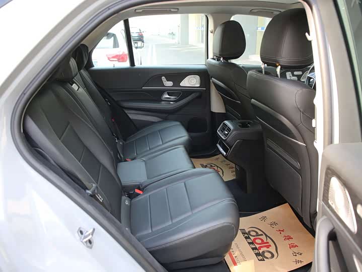 Mercedes-Benz GLE 2024 GLE 450 4 MATIC Luxury — фото 10