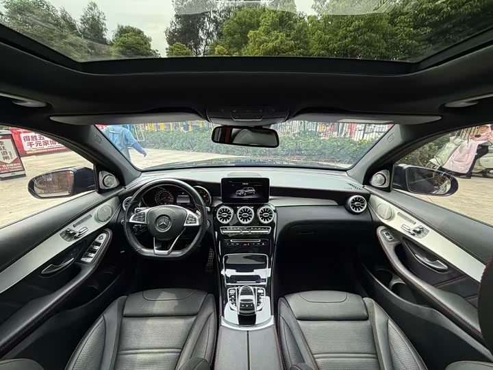Mercedes-Benz GLC 2017 AMG GLC 43 4 MATIC — фото 9