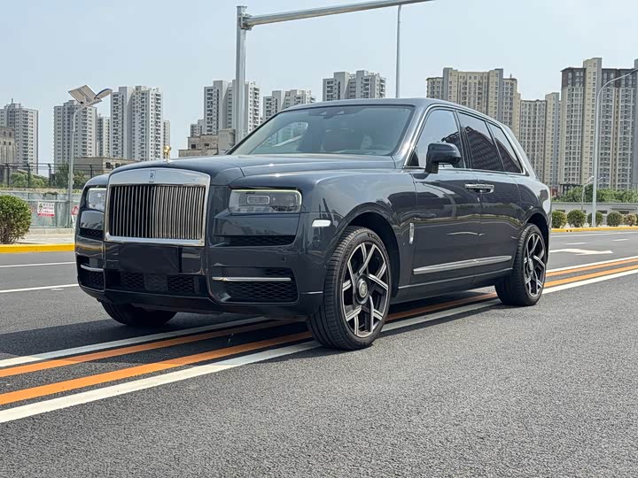 Rolls-Royce Cullinan — фото 1