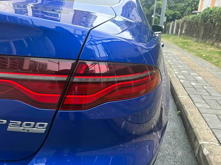 Jaguar XEL 2020 2.0 T 200 PS R-DYNAMIC S — фото 9
