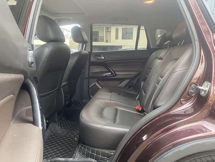 Trumpchi GS4 2017 235 T AT 2 WD — фото 14