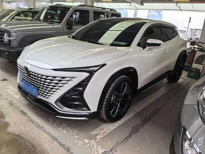 Changan UNI-T 2023 1.5 T Premium — фото 1