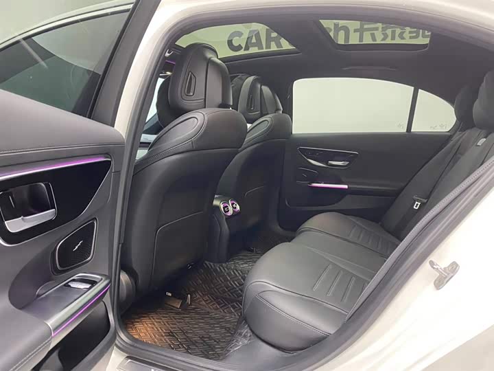 Mercedes-Benz C-Class 2024 C 260 L — фото 19