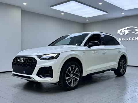 Audi Q5L 2023 40 T — фото 13