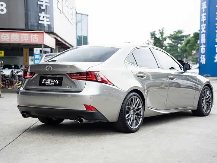 Lexus IS 2015 200t F SPORT — фото 4