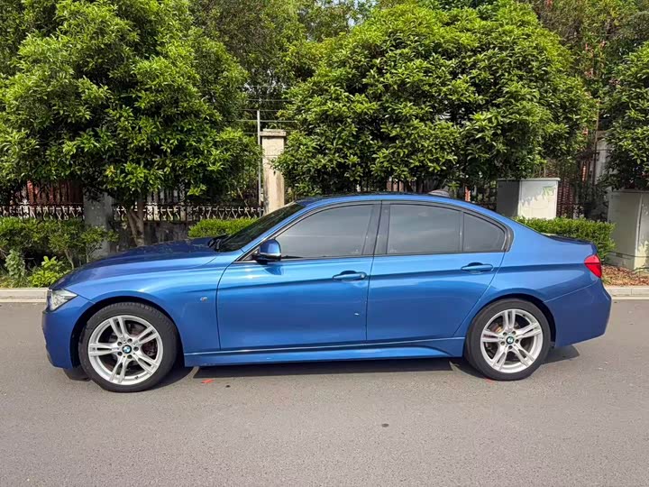 BMW 3 Series 320i M спорт — фото 7