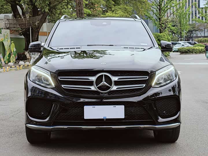 Mercedes-Benz GLE 2017 GLE 400 4 MATIC — фото 2