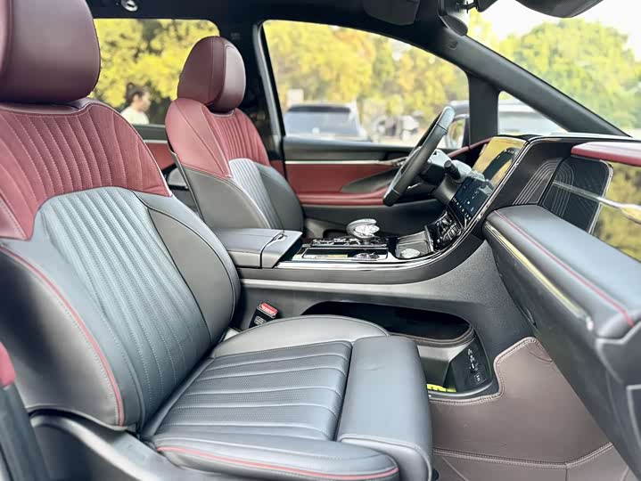 Trumpchi M8 2024 400 T — фото 13