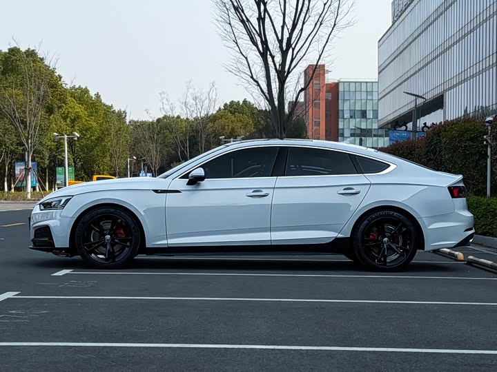 Audi A5 2019 Sportback 40 TFSI — фото 3