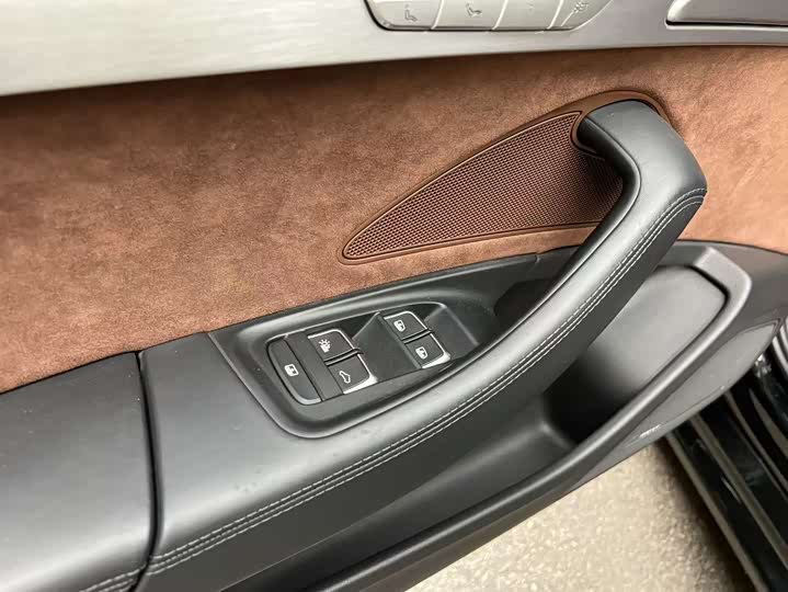 Audi A8 2017 A 8 L 45 TFSI quattro Luxury — фото 13