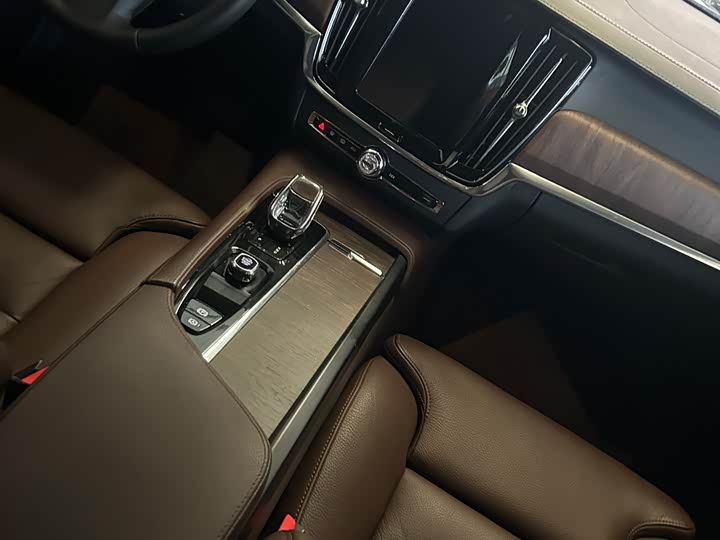 Volvo S90 2022 B 5 — фото 13