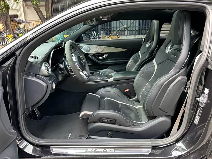Mercedes-Benz C-Class 2019 AMG C 63 S — фото 9