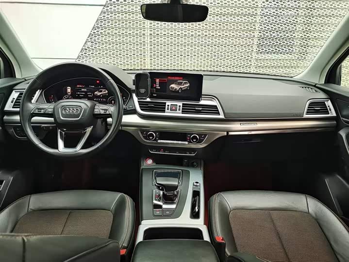 Audi Q5L 2018 40 TFSI V — фото 8