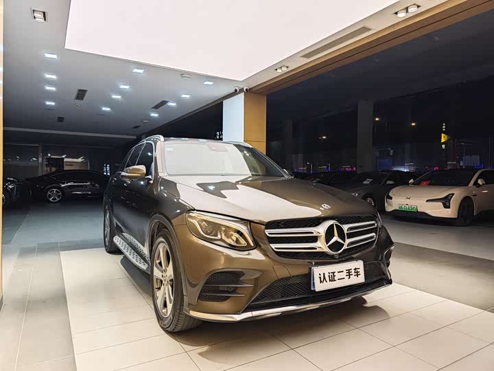 Mercedes-Benz GLC 2017 GLC 260 4 MATIC Luxury — фото 4
