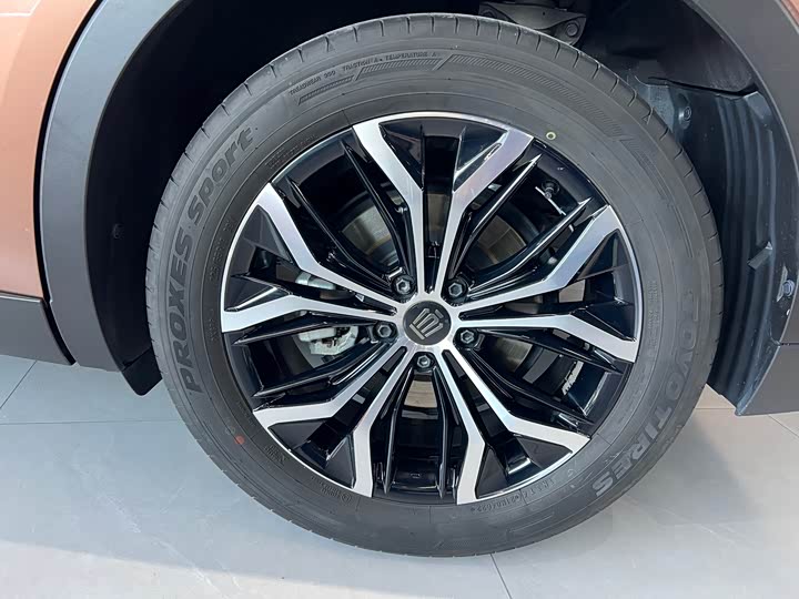 Toyota Sport 2023 2.5 L Sport Cross HEV 2 WD — фото 14