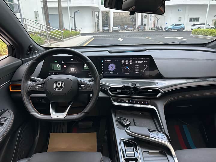Changan UNI-T 2020 1.5 T Flagship — фото 10