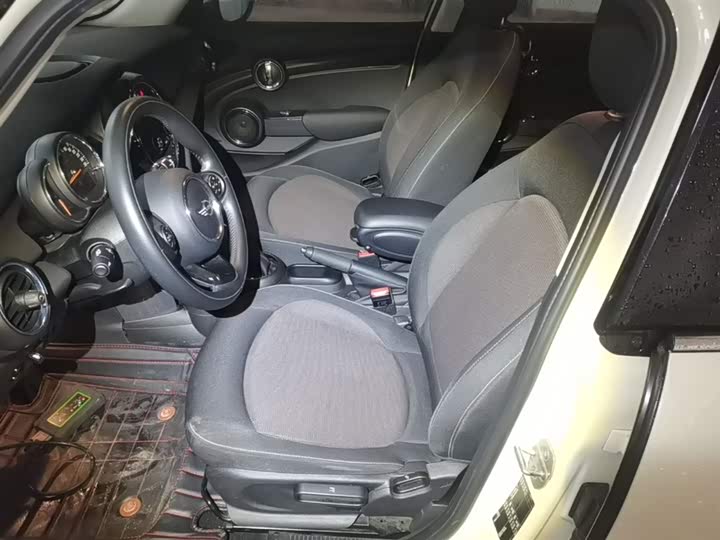 MINI Hatch — фото 15