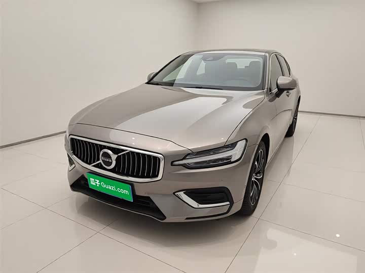 Volvo S60 2020 T 4 — фото 2