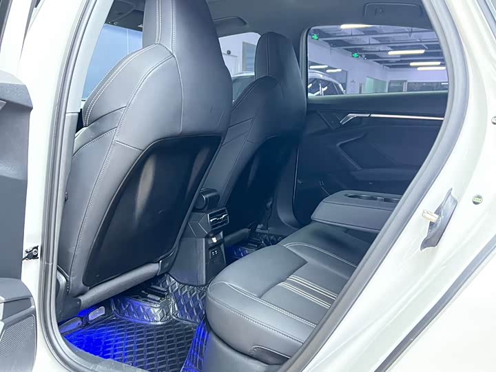 Audi A3 2023 A 3 L Limousine 35 TFSI Sport — фото 8