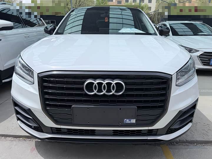 Audi Q2L 2021 35 TFSI — фото 2