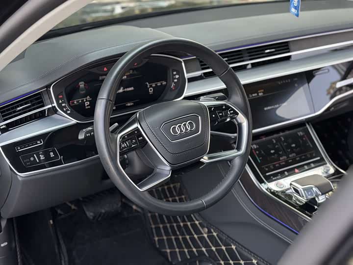 Audi A8 2023 A 8 L 50 TFSI quattro — фото 11