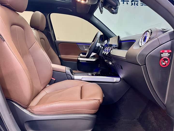 Mercedes-Benz GLB 2024 GLB 220 — фото 19