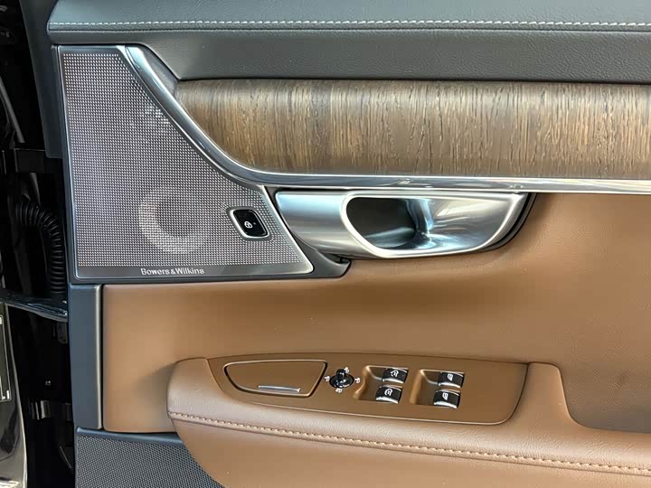 Volvo S90 2025 B 5 — фото 13