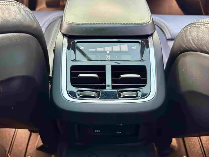Volvo V90 2017 Cross Country T 5 AWD — фото 9