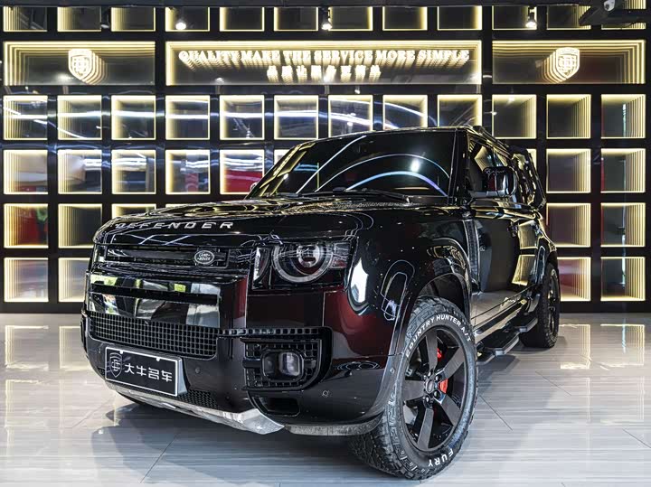 Land Rover Defender — фото 1