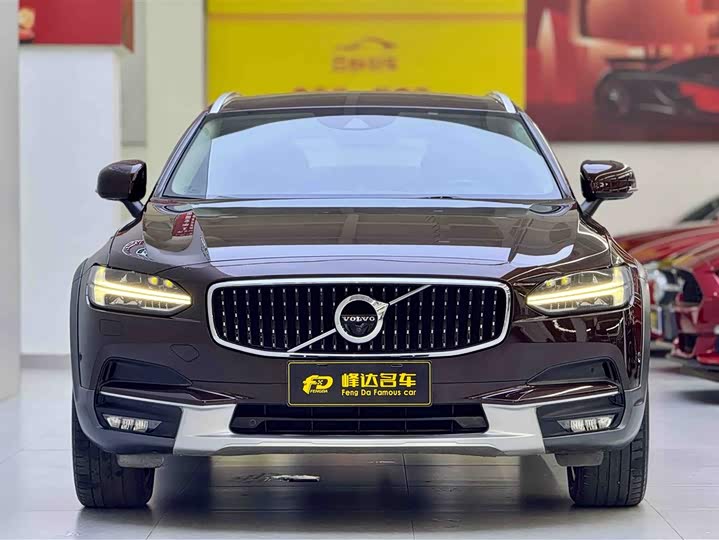 Volvo V90 2017 Cross Country T 5 AWD — фото 15