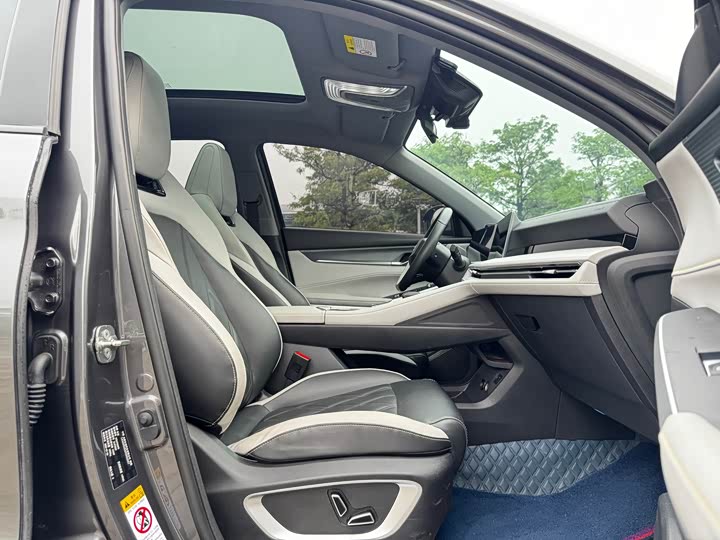 Changan CS75 PLUS 2023 1.5 T ATPremium — фото 9