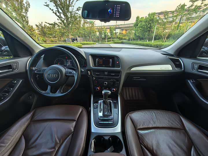 Audi Q5 2015 40 TFSI — фото 8