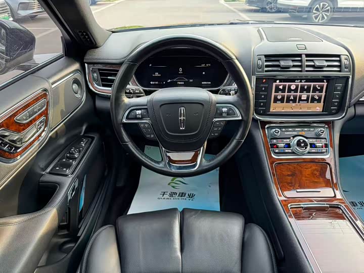 Lincoln Continental — фото 10