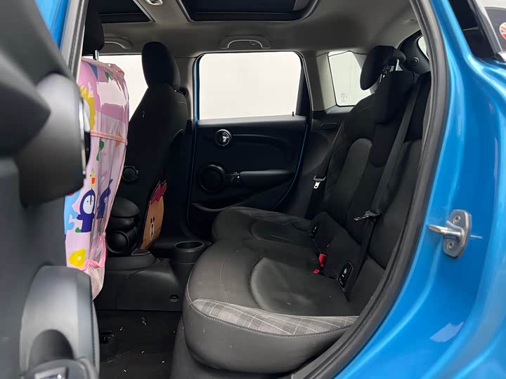 MINI Hatch — фото 11