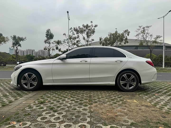 Mercedes-Benz C-Class 2020 C 260 L — фото 9