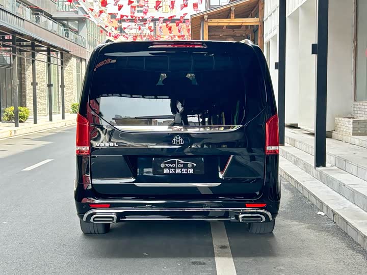 Mercedes-Benz V-Class 2021 V 260 — фото 22